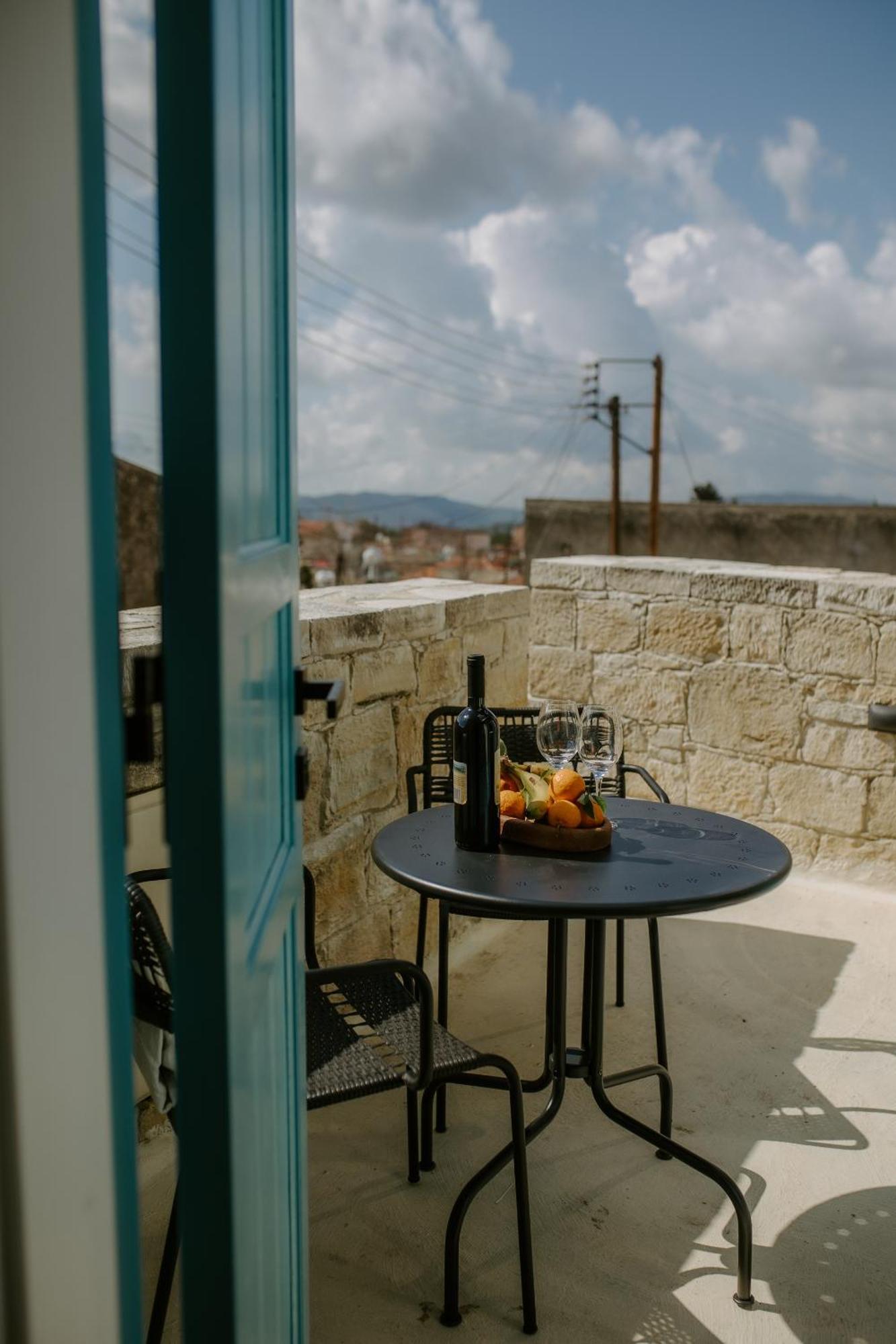 Smaragda'S Guest Rooms Limasol Dış mekan fotoğraf